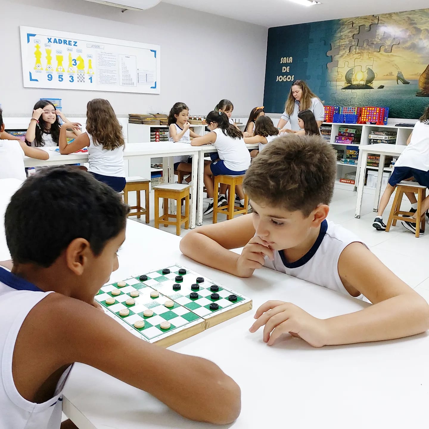 Xadrez como instrumento de ensino - Centro Educacional Leonardo Da